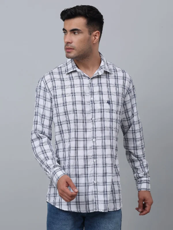 Fashionable Items Men's White Casual Medium Checks Full Sleeve Shirt