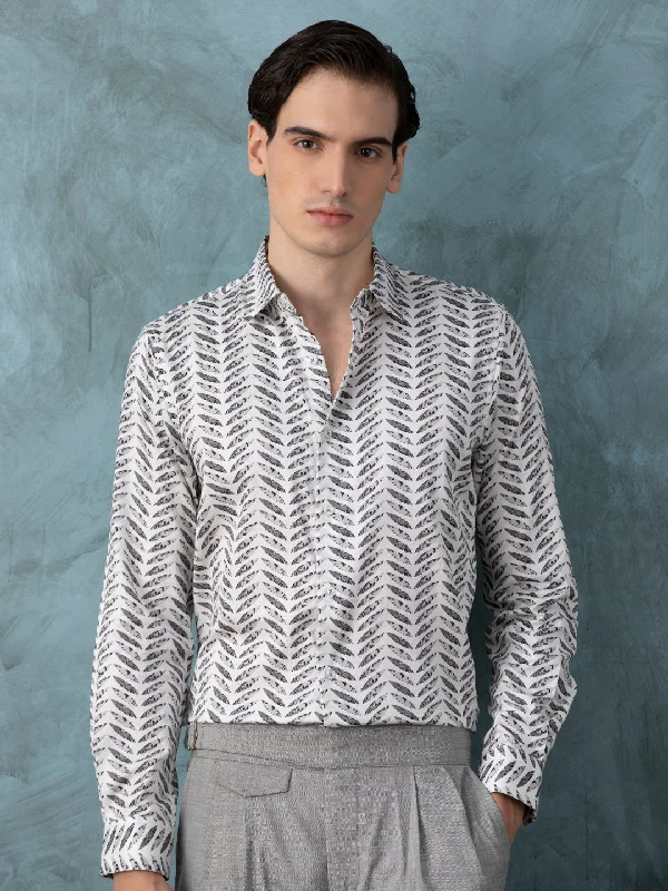 Casual Fit White Geometric Printed Shirt
